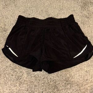lululemon hotty hot 4” size 4